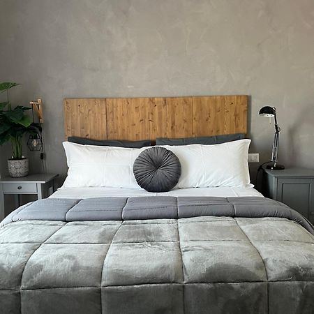 Homelyfeeling 카스텔누보델가다 외부 사진